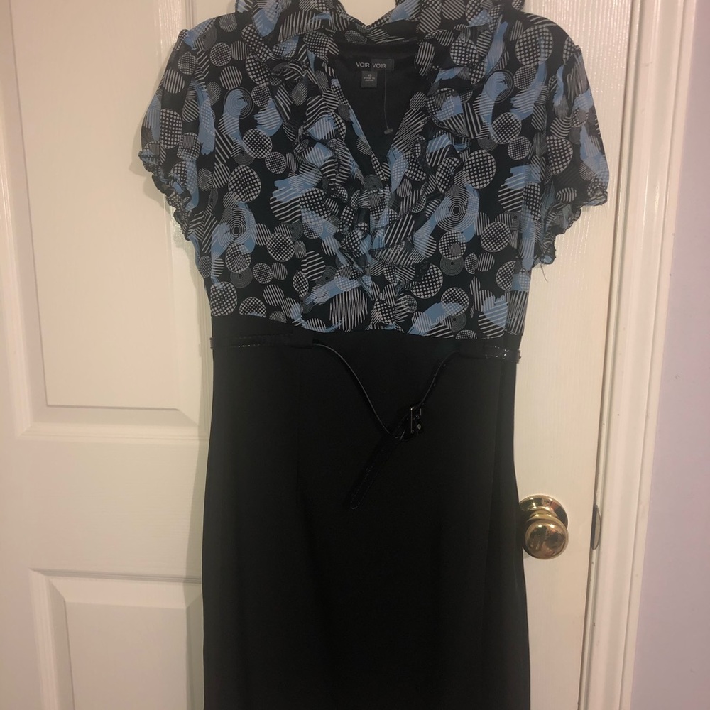 Dress - Picture 2 of 4